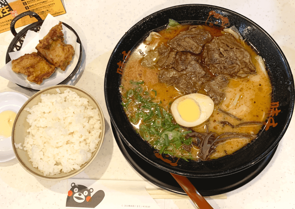 味千拉麺 新大阪店 パイクー麺 カラアゲセット